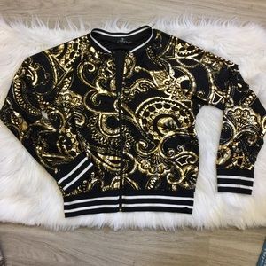 Cleo Unique Gold Pattern Black Jacket